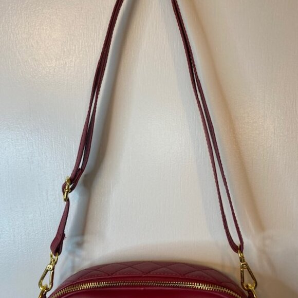 Joy & Iman Red quilted leather Crossbody purse - Picture 6 of 16